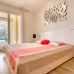 Aquamarine By Interhome Apartamento *